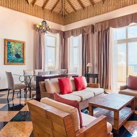 Iberostar Waves Rose Hall Beach มอนเทโกเบย์ ภายนอก รูปภาพ