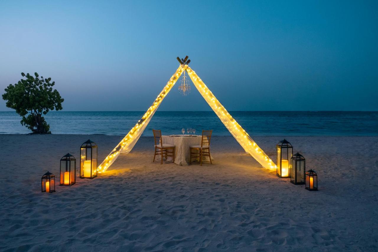 Iberostar Waves Rose Hall Beach มอนเทโกเบย์ ภายนอก รูปภาพ