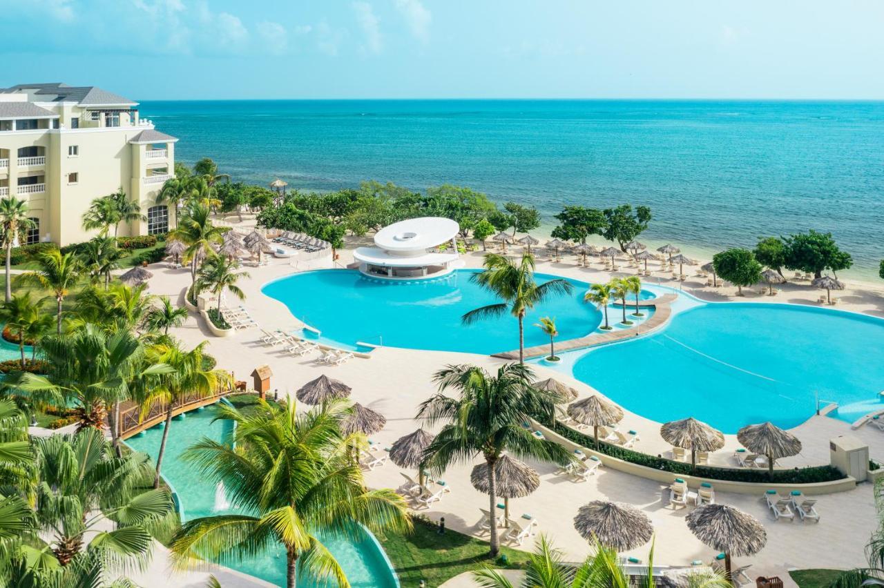 Iberostar Waves Rose Hall Beach มอนเทโกเบย์ ภายนอก รูปภาพ